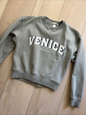 Green Venice sweater
